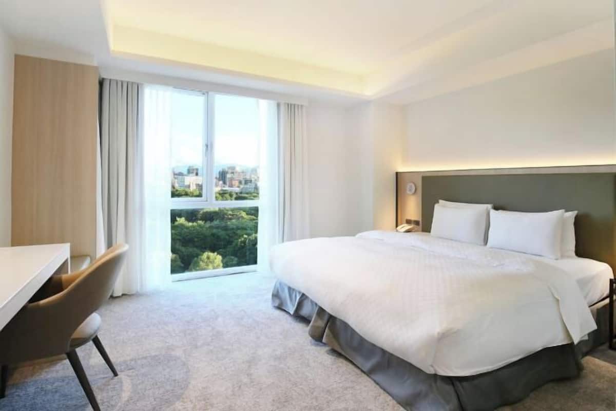 Premium bedding, down comforters, pillowtop beds, free minibar