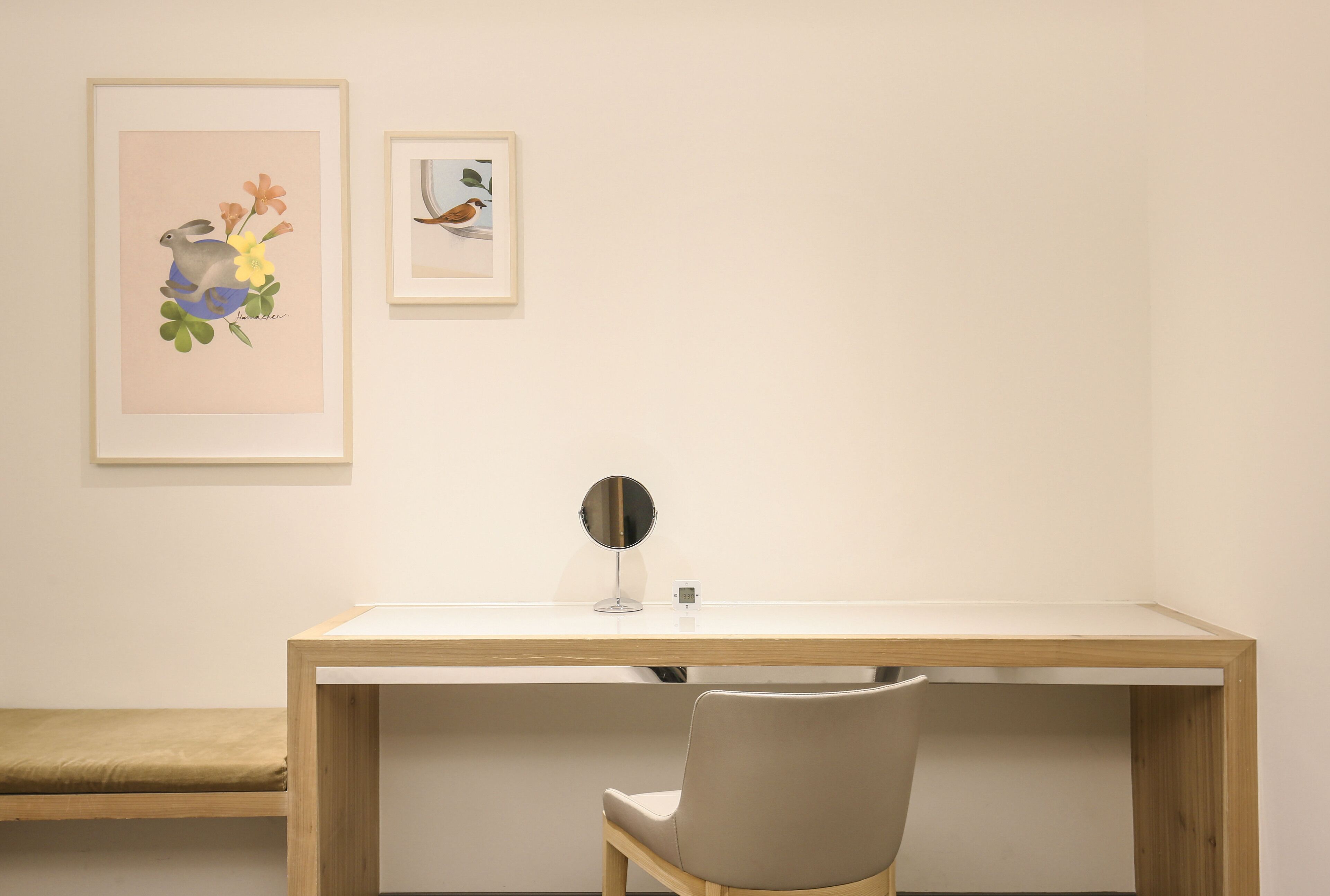 deluxe double room, 1 king bed, no windows | 1 bedroom, premium bedding, down duvets, pillow-top beds