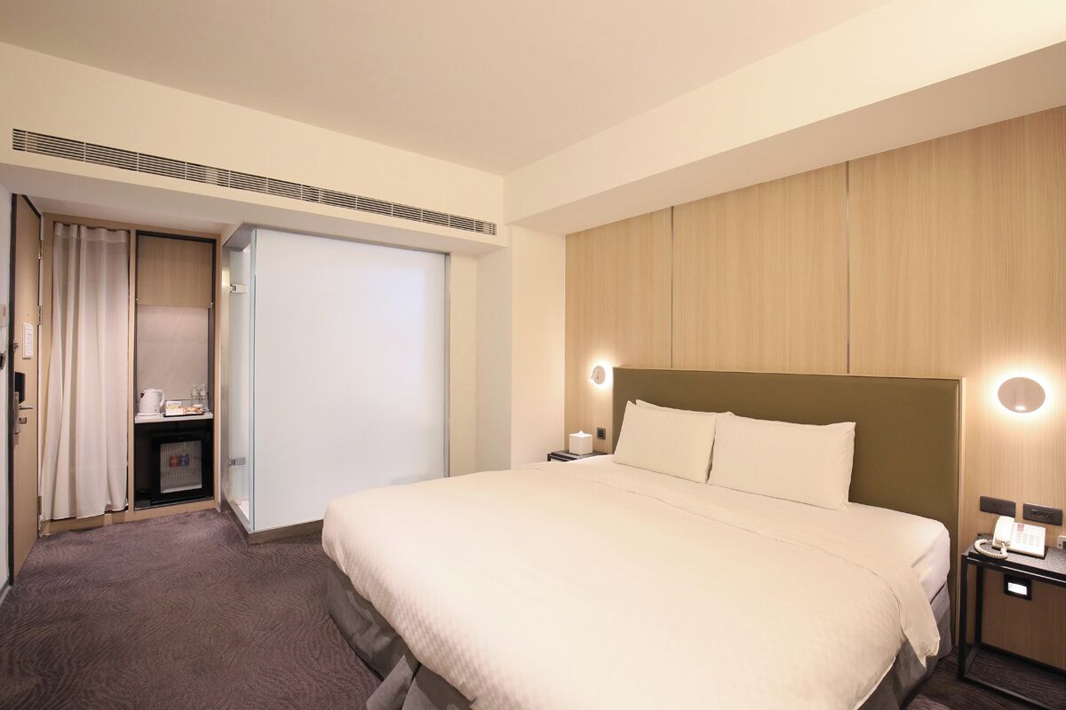 Deluxe Double Room, 1 King Bed, No Windows