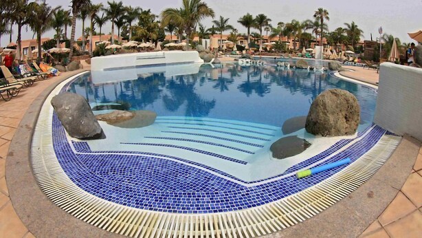 Outdoor pool - Club Calimera Esplendido (San Bartolome de Tirajana)