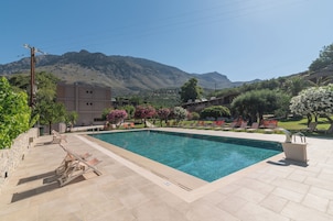 Outdoor pool, sun loungers