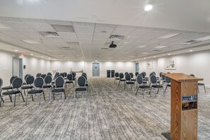 Meeting facility - Staybridge Suites University Area by IHG (Tyler)