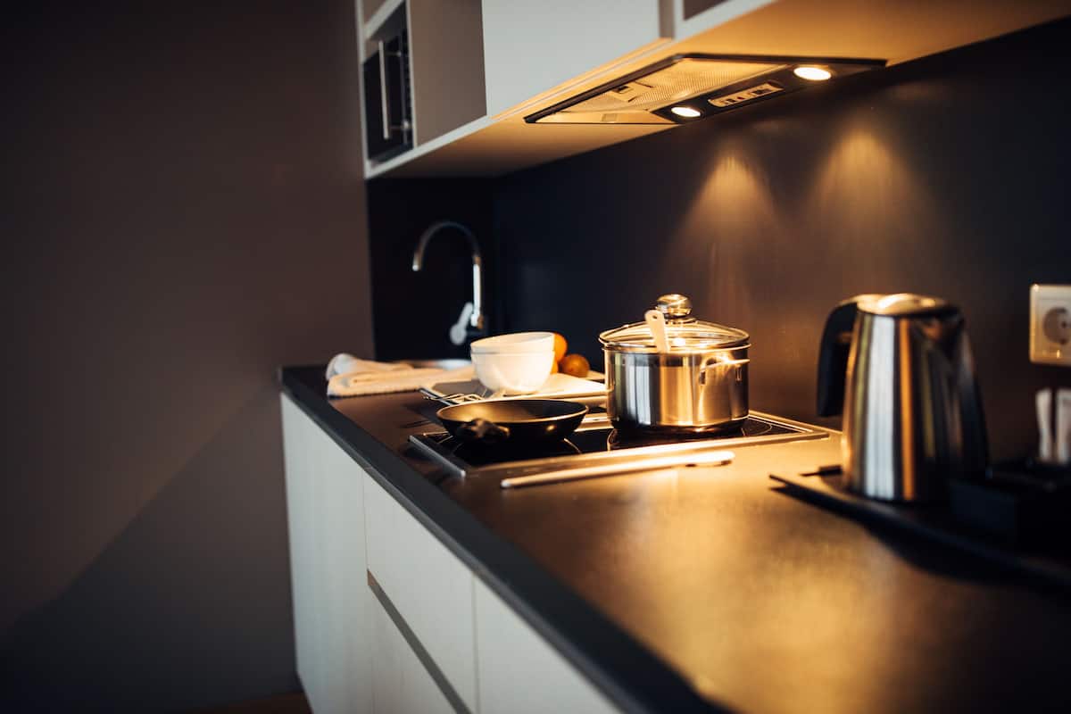 coffee/tea maker, electric kettle, eco-friendly cleaning products