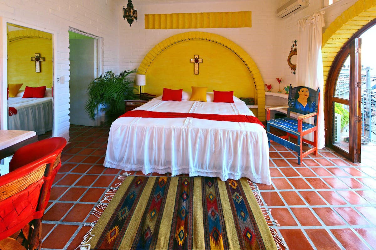 1 Schlafzimmer, Daunenbettdecken, Zimmersafe, individuell dekoriert