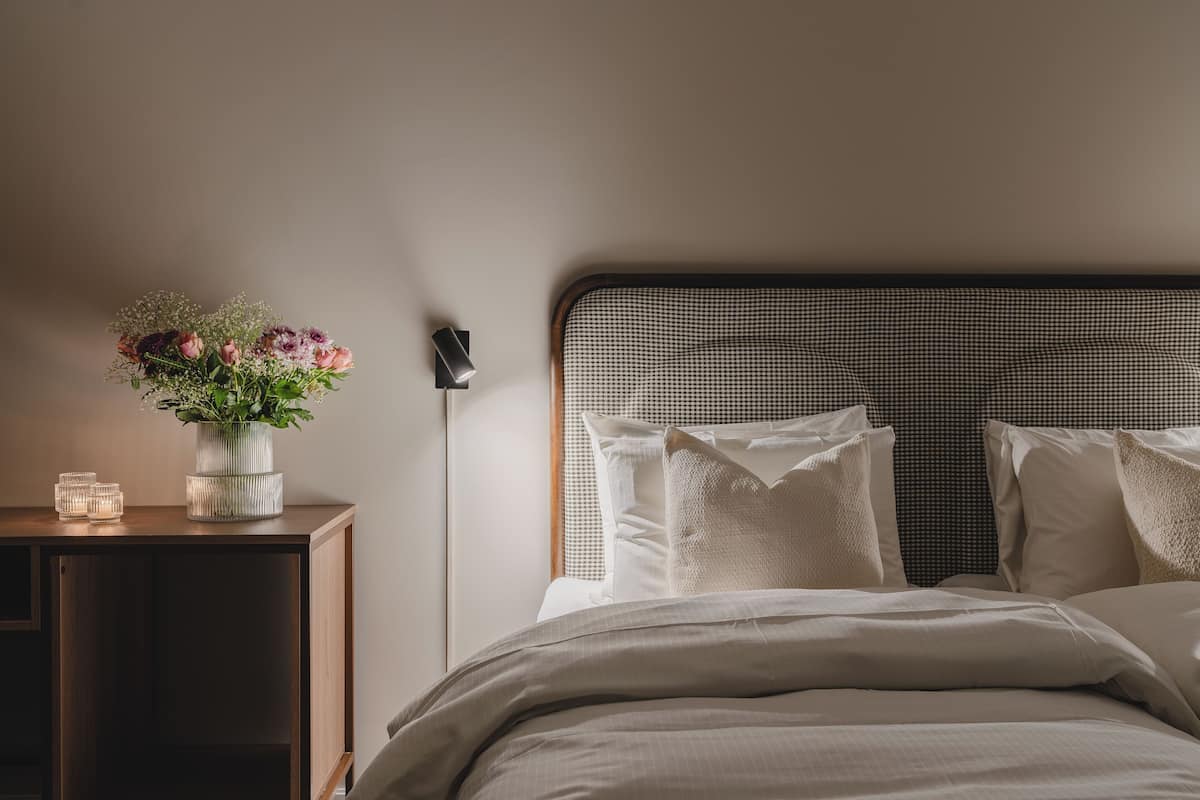 double room | individually decorated, individually furnished, free wifi, bed sheets