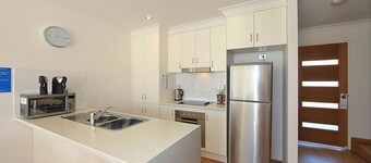 アレクサンドラ アパートメンツ