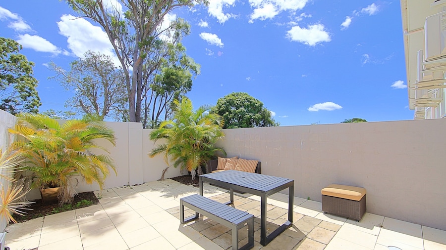 Alexandra Apartments