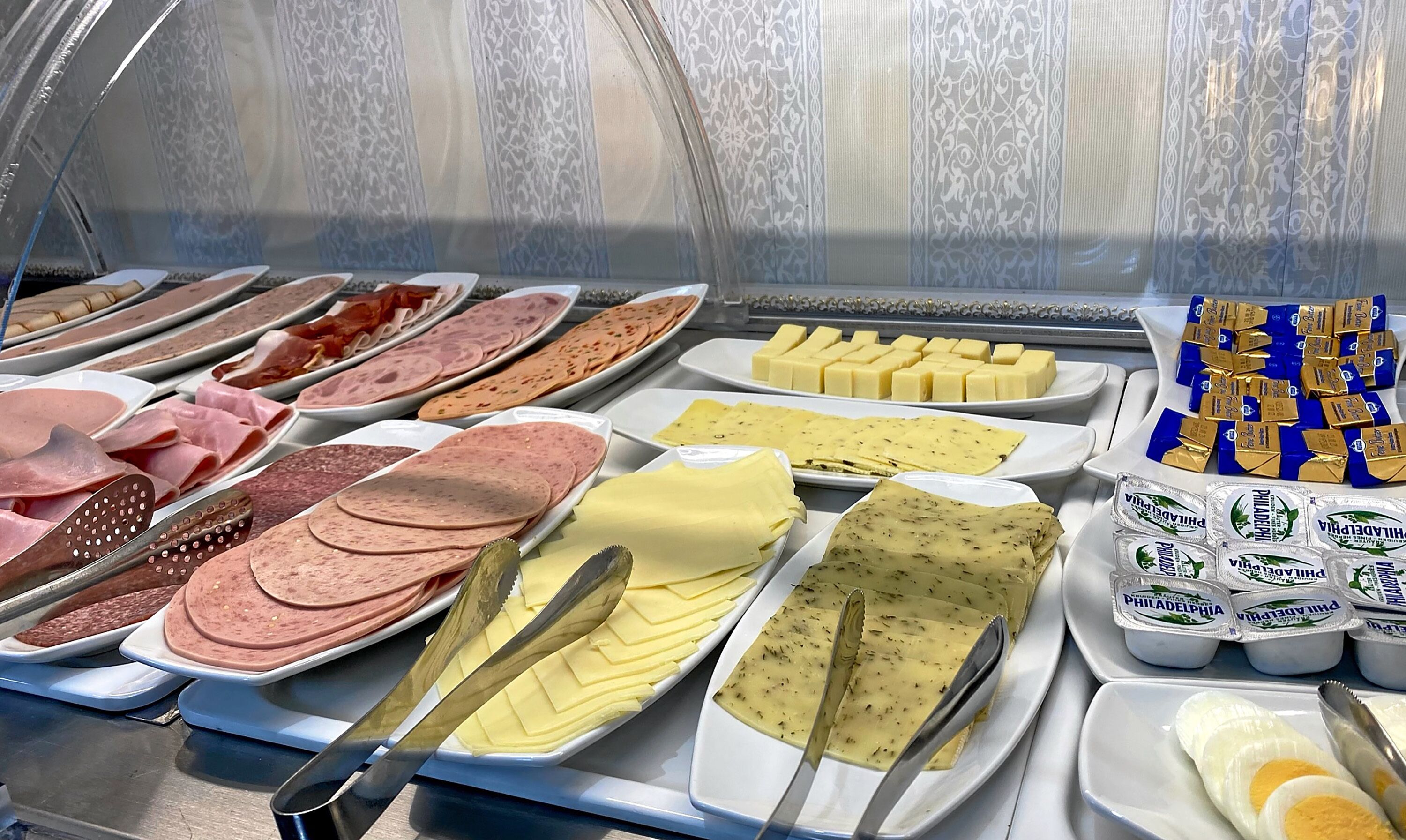 Sarapan prasmanan