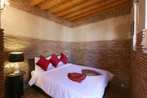 Double Room | Cribs/infant beds, free WiFi, bed sheets - Riad B&B Marrakech (Marrakech)