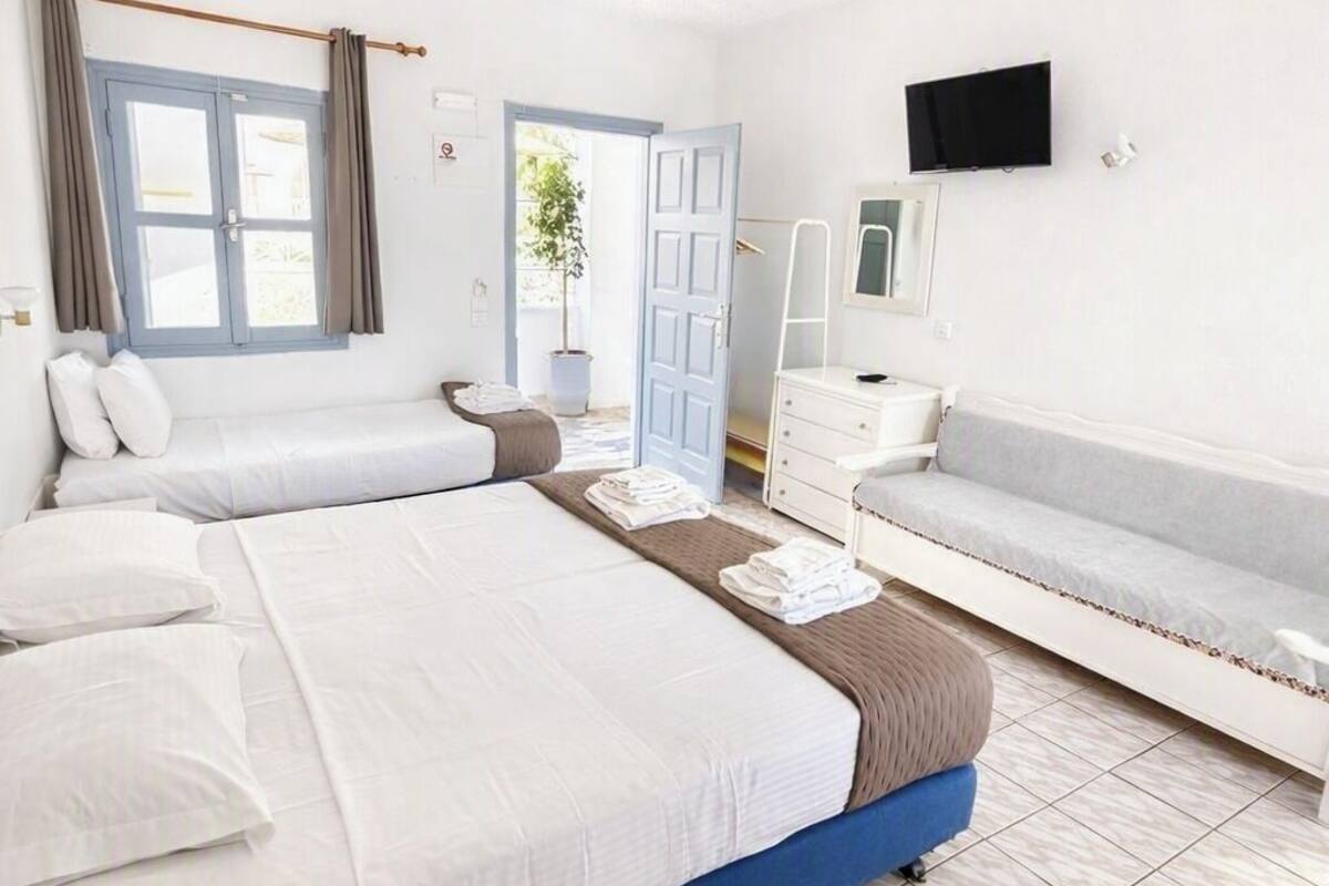 Standard Triple Room | Premium bedding, desk, blackout curtains