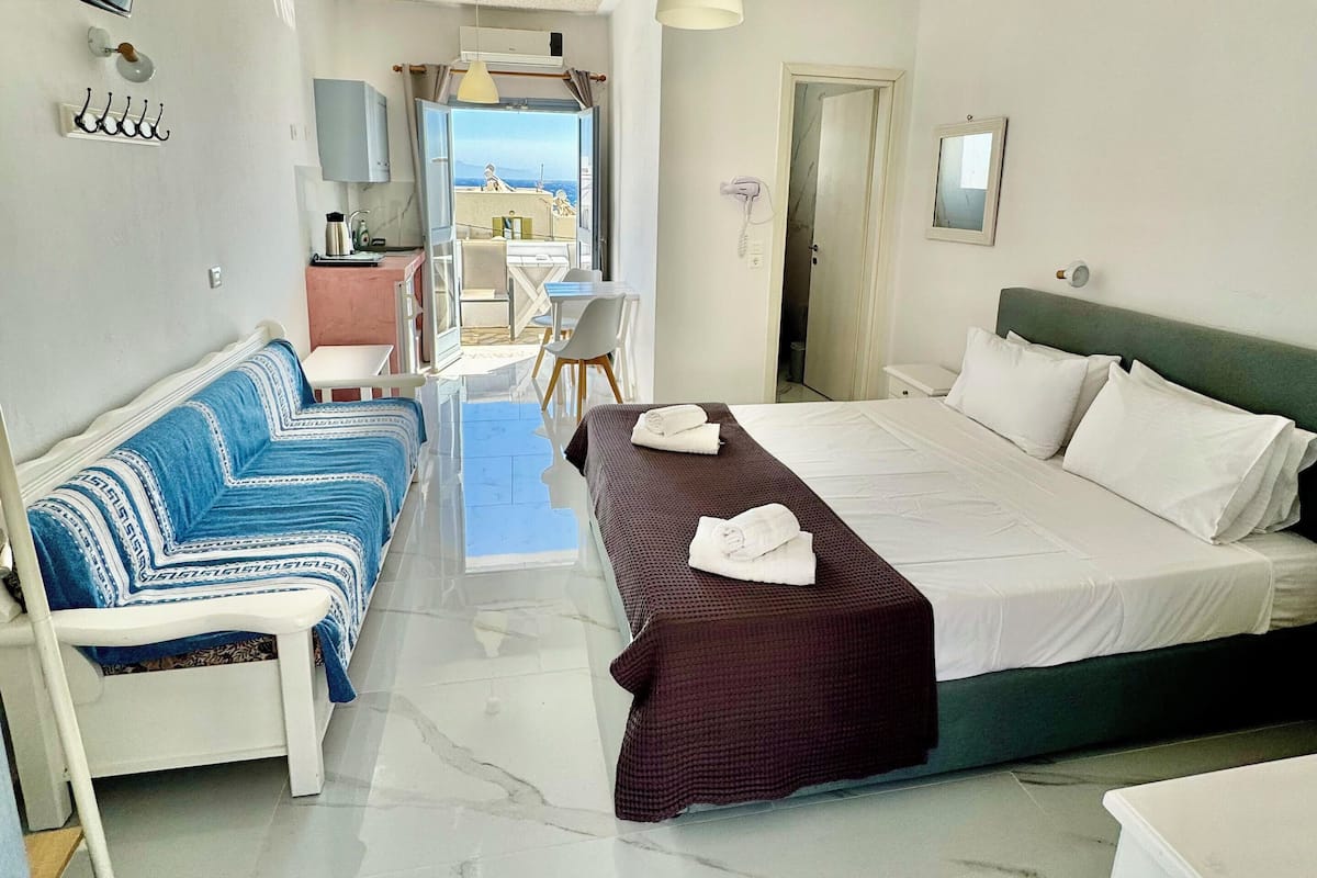 Premium bedding, desk, blackout drapes, iron/ironing board