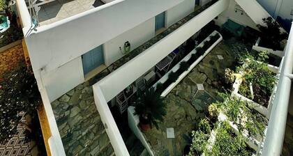 Zacharakis Studios