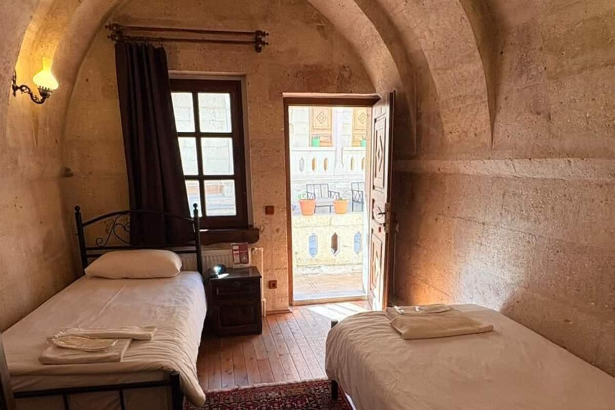 Economy Twin Room | Ropa de cama de alta calidad y sistema de insonorización