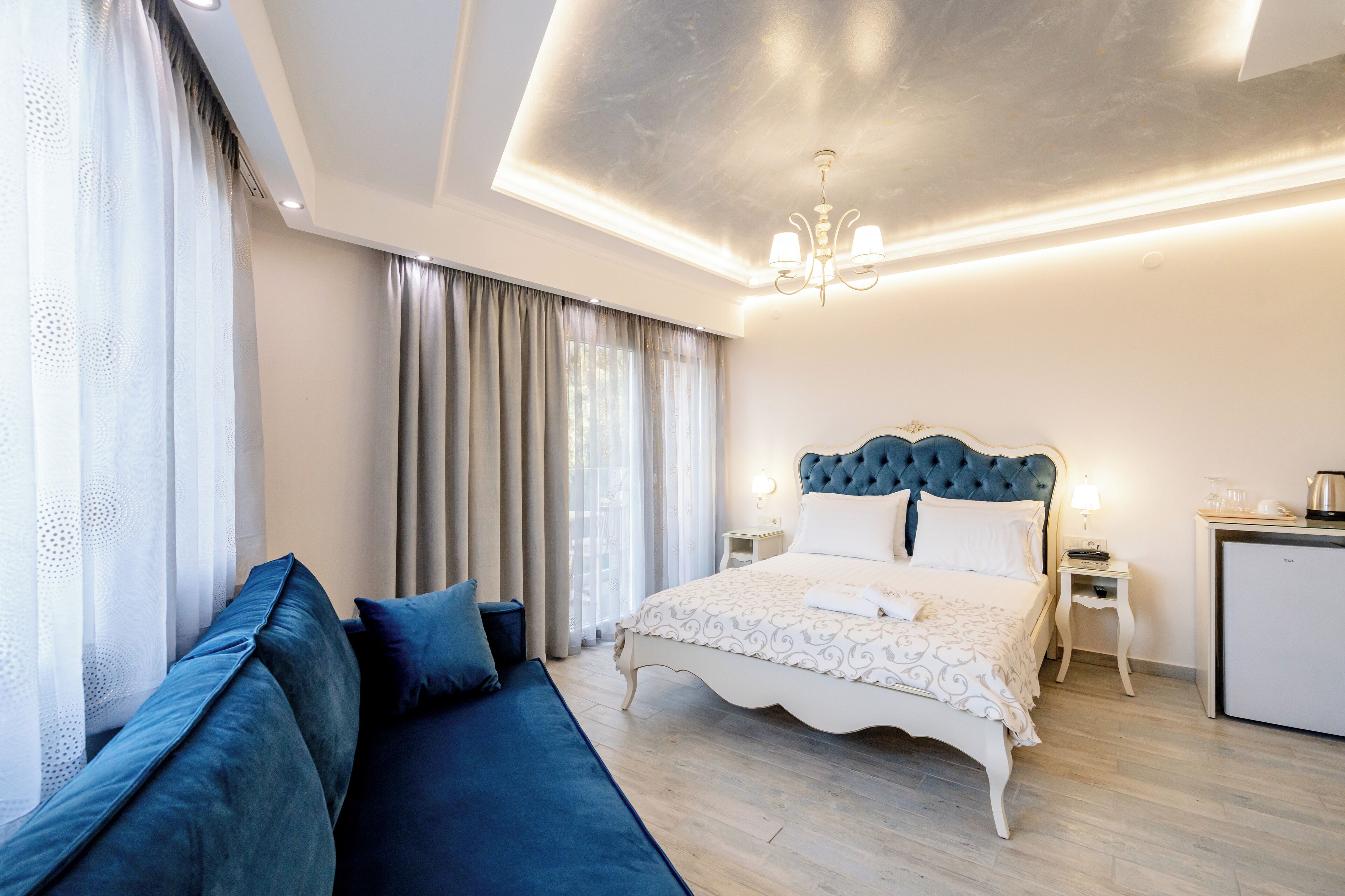 Superior kamer | Luxe beddengoed, een minibar, een kluis op de kamer