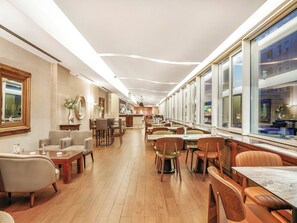 Cafe - In Hotel Belgrade (Belgrade)