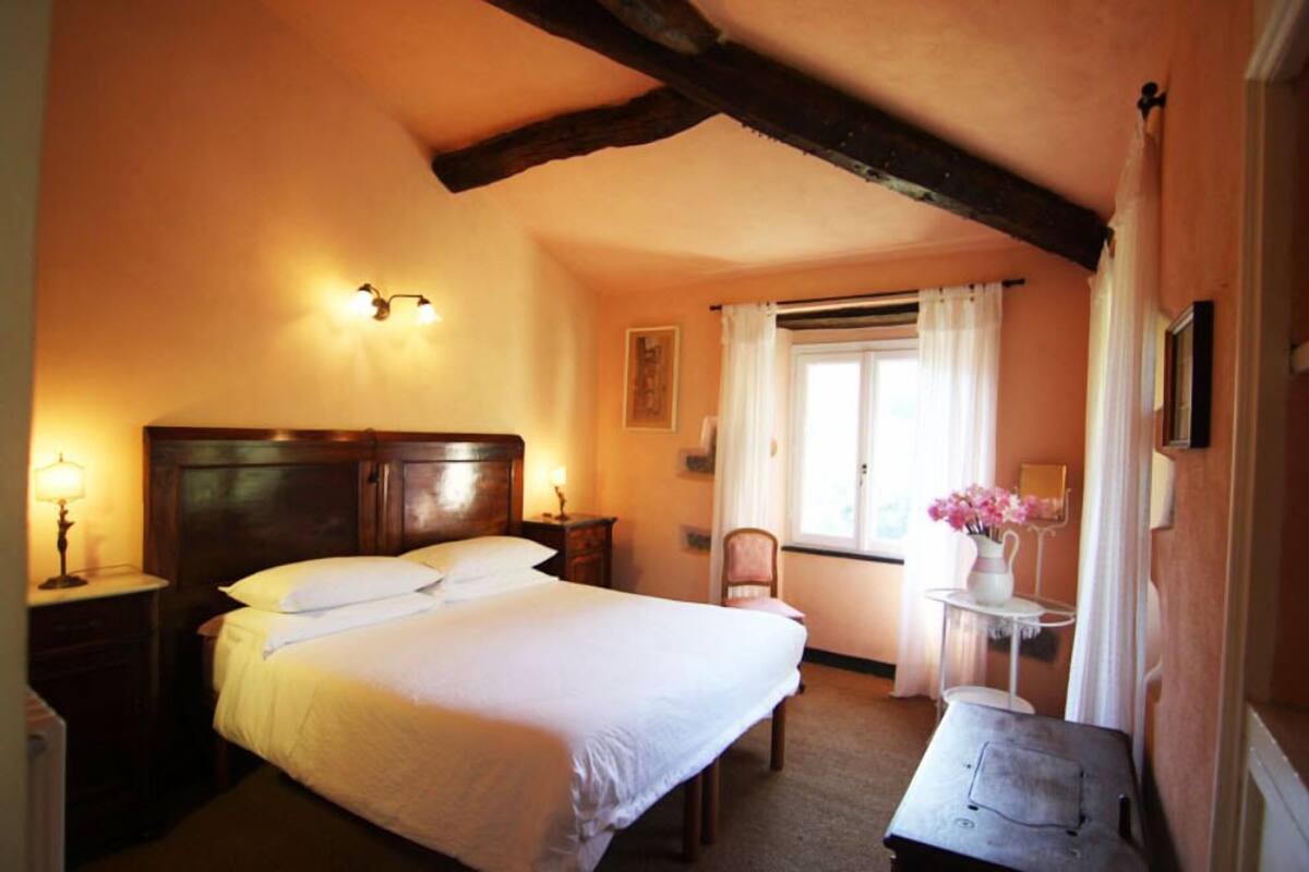Double Room | 1 bedroom, desk