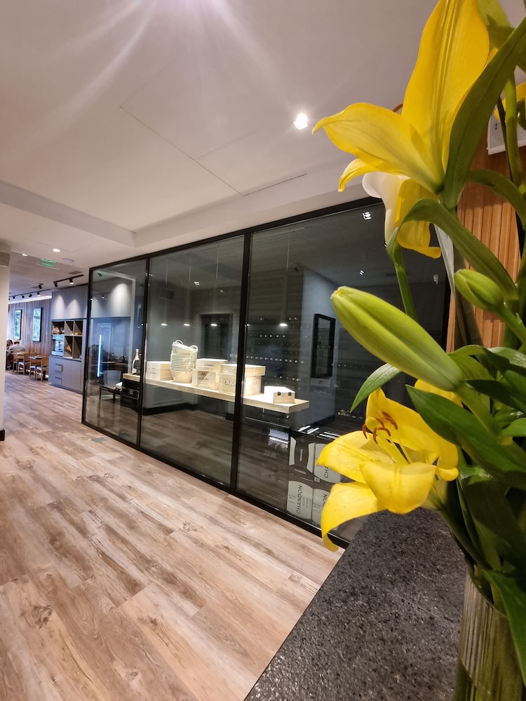 Fierro Hotel by null