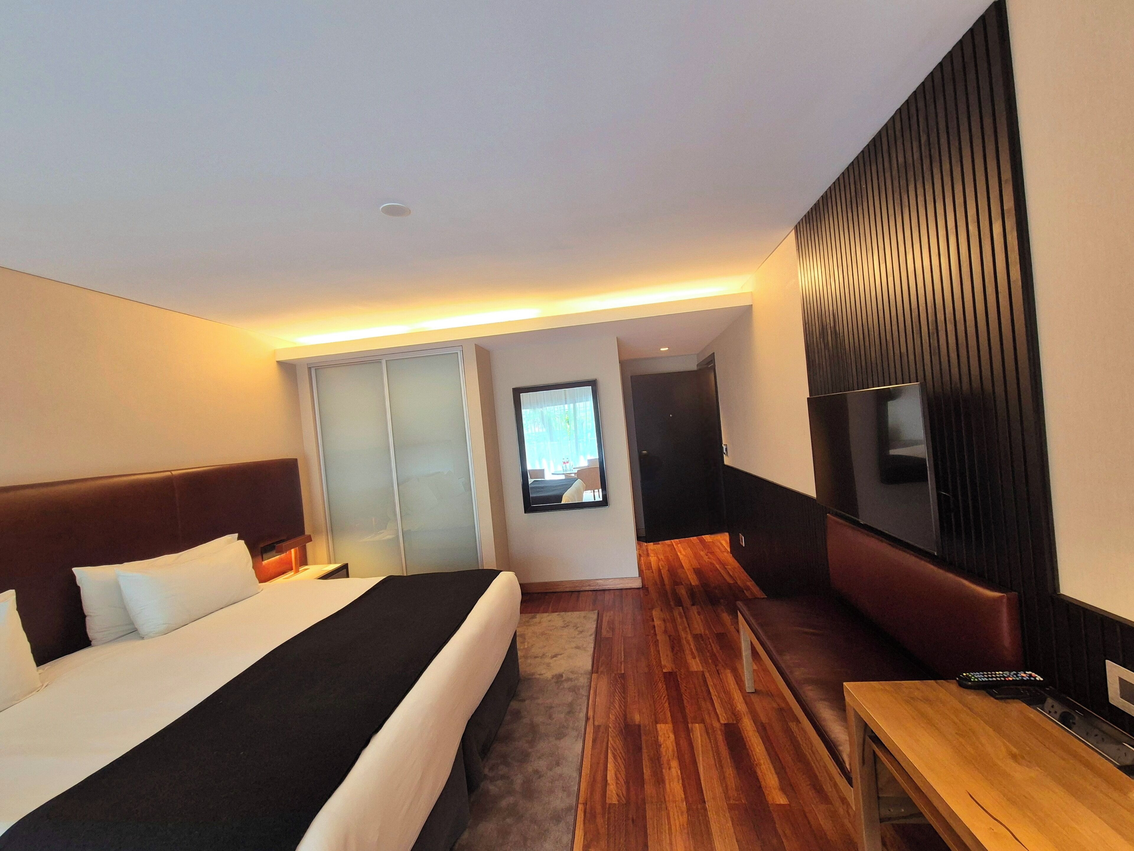 studio suite, balcony | 1 bedroom, egyptian cotton sheets, premium bedding, down duvets