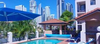 Chevron Palms Holiday Apartments by Gold Coast Premium