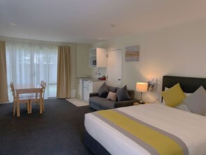 华丽开间 | 办公桌、遮光窗帘、熨斗/熨衣板、免费 WiFi