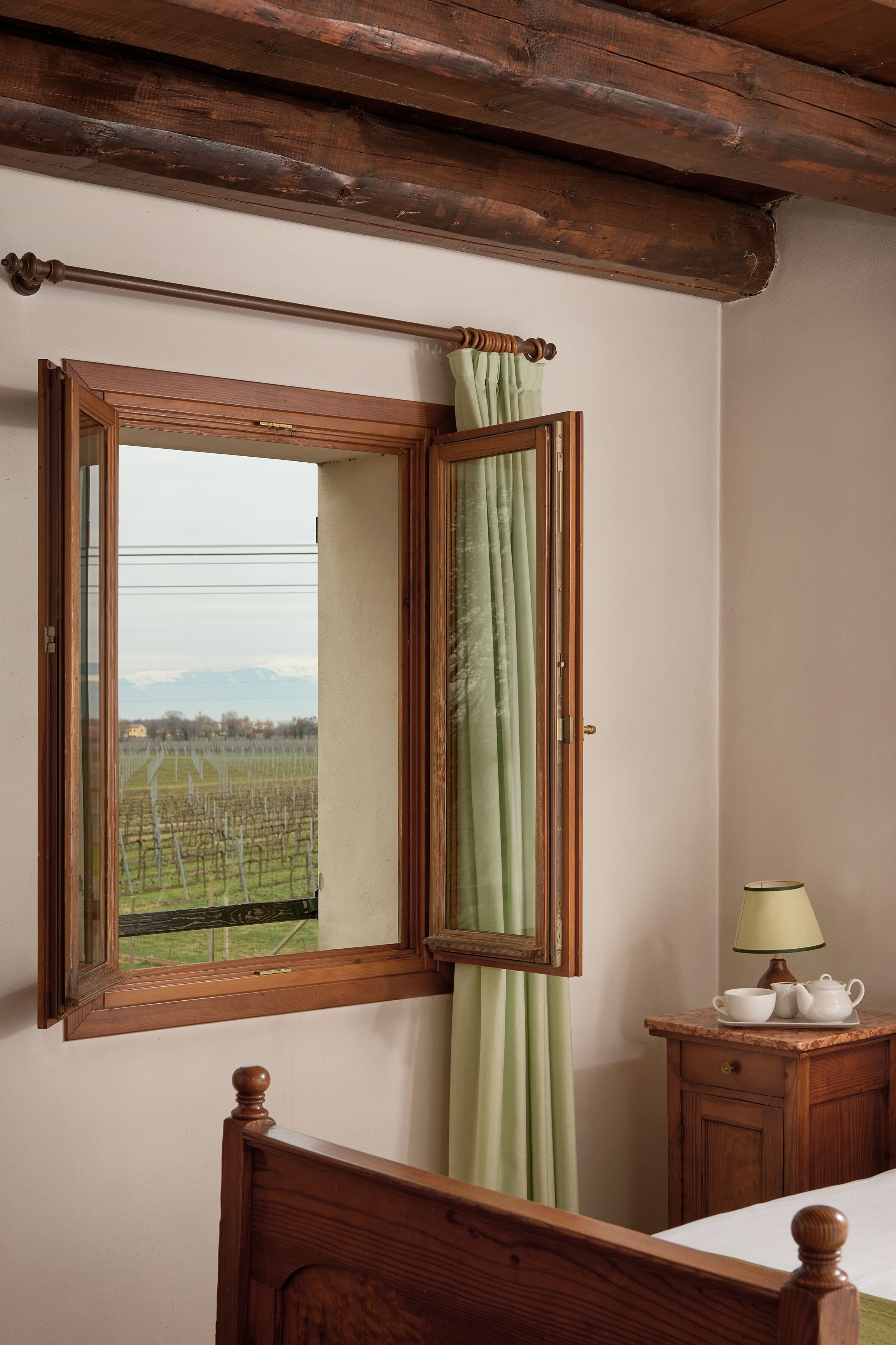 Camera Romantica con letto matrimoniale o 2 letti singoli | Una scrivania, Wi-Fi gratuito, lenzuola