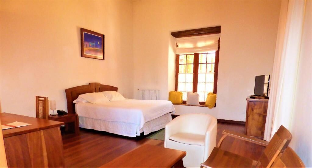 Copriletto in piuma, materassi Select Comfort, minibar