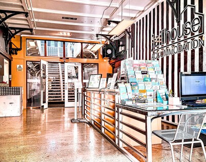 Jailhouse Accommodation - Hostel