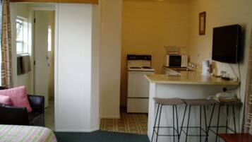 Iron/ironing board, WiFi