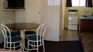 In-room dining - City Close Motel (Napier)