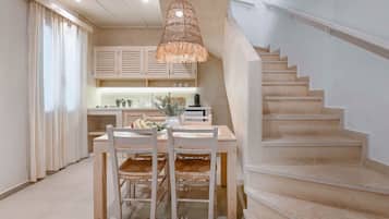 Duplex (2 room apartment) | In-room dining