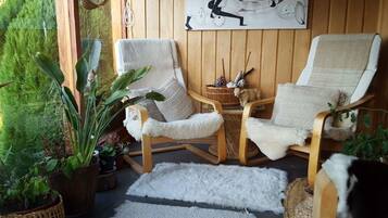 TV connectée de 32 pouces avec chaßnes par cùble, télévision