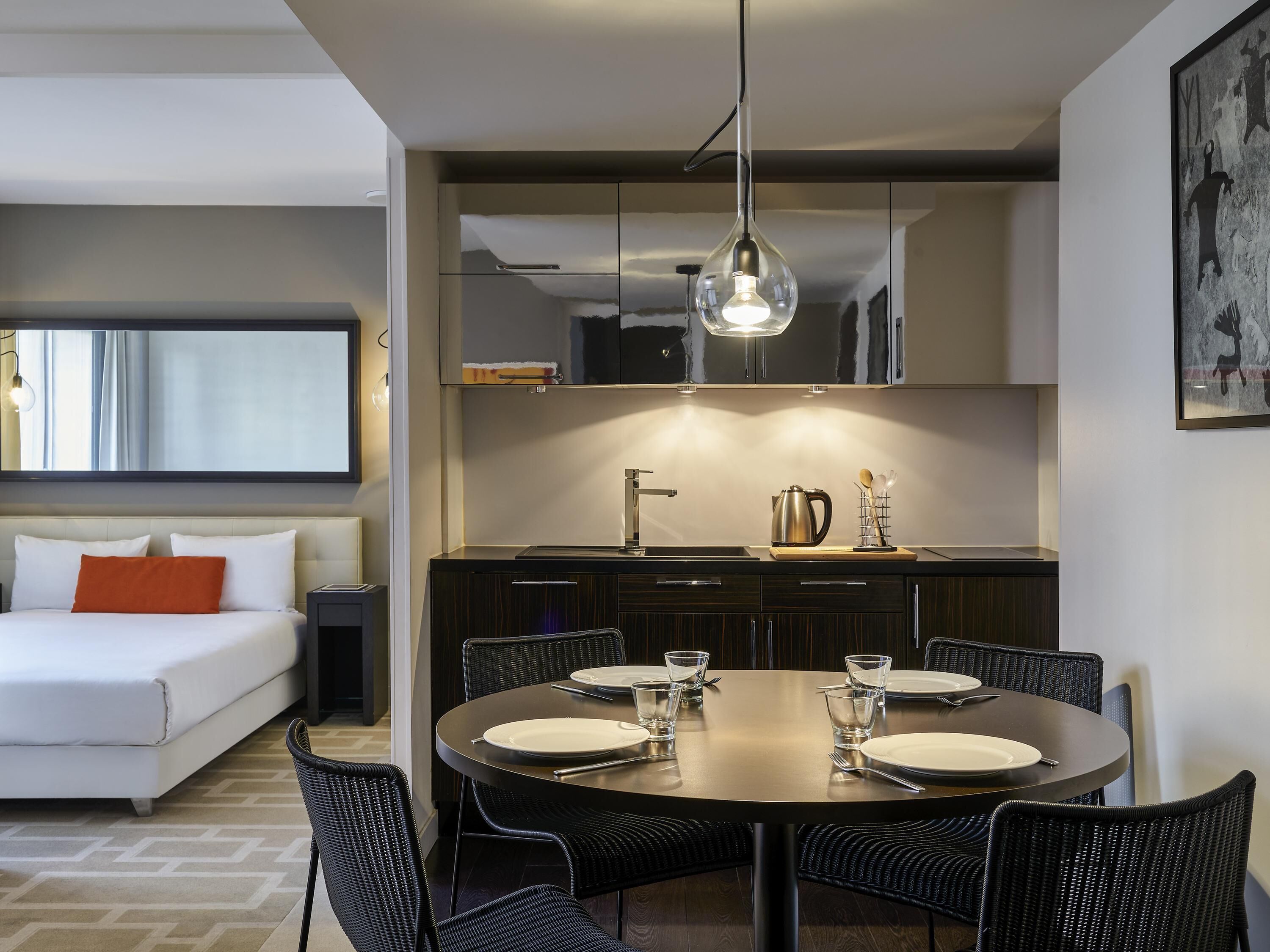 Apartment, 2 Bedrooms (6 people) | In-room safe, desk, soundproofing, free cribs/infant beds