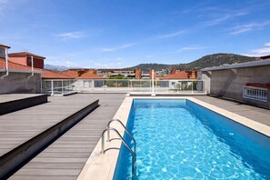 Seasonal outdoor pool - Aparthotel Adagio Nice Centre (Nice)