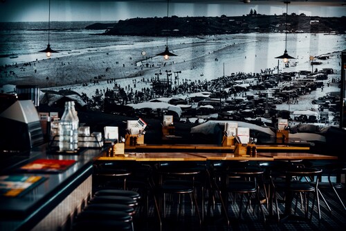 Coolangatta Sands Hotel - Hostel