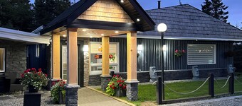 Mystic Isle Motel