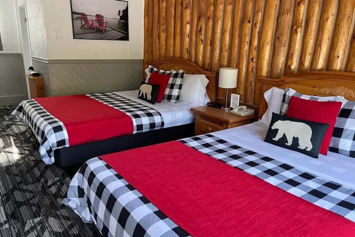 Mystic Isle Motel Reviews, Deals & Photos 2024 - Expedia.ca