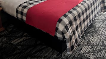 Habitación de lujo, 1 cama King size | Decoración personalizada, escritorio y tabla de planchar con plancha