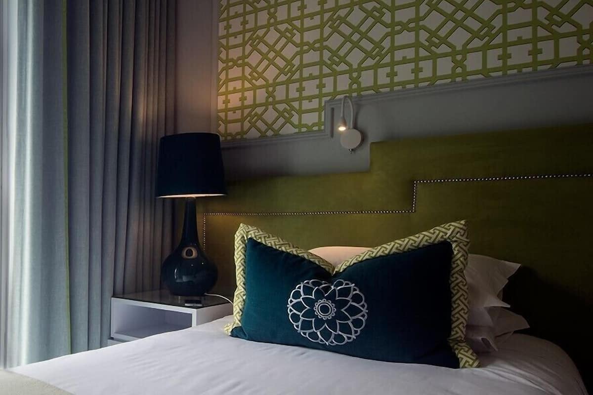 down duvets, desk, blackout curtains, soundproofing