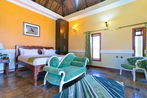 Lyxsvit | Individuell inredning, skrivbord och barnsängar