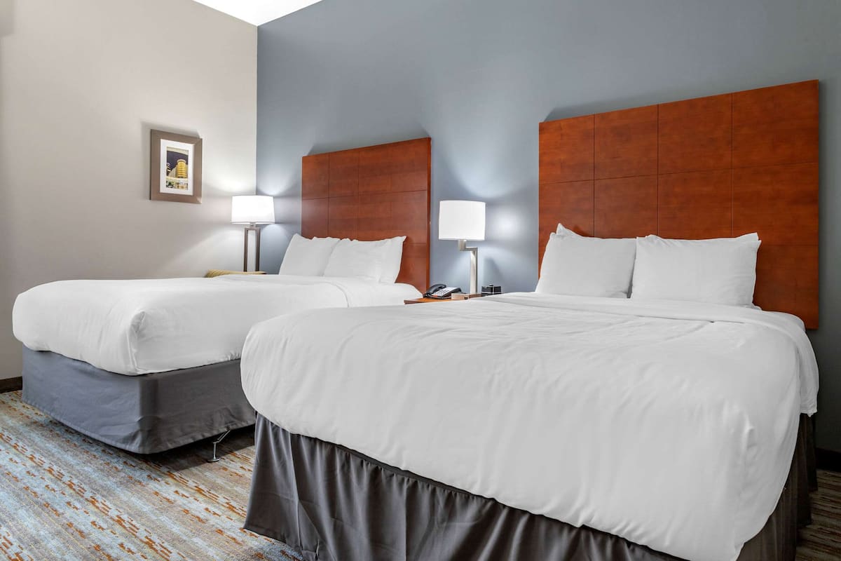 Room, 2 Queen Beds, Accessible, Non Smoking