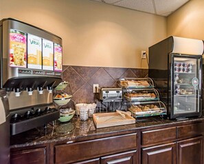 Petit déjeuner buffet compris tous les jours