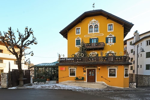 Ambra Cortina Luxury & Fashion Boutique Hotel