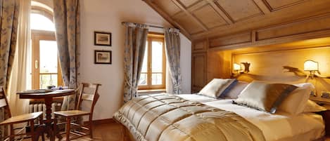 Double Luxury Roof | 1 Schlafzimmer, Zimmersafe, kostenloses WLAN, Bettwäsche