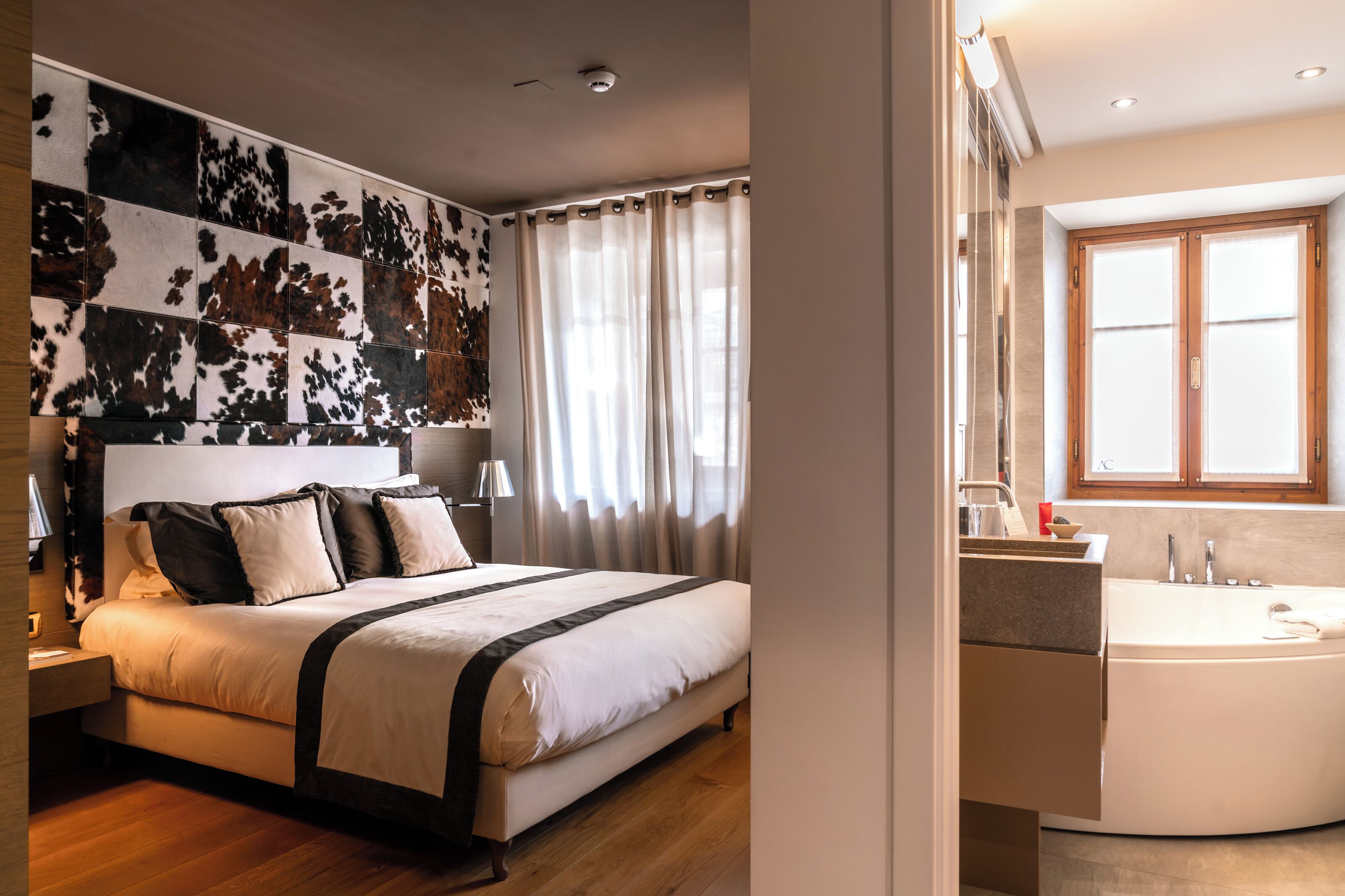 superior double room (relax) | 1 bedroom, in-room safe, free wifi, bed sheets