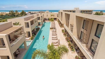 Executive Suite with Sea View | Biancheria da letto di alta qualità, materassi a doppio strato