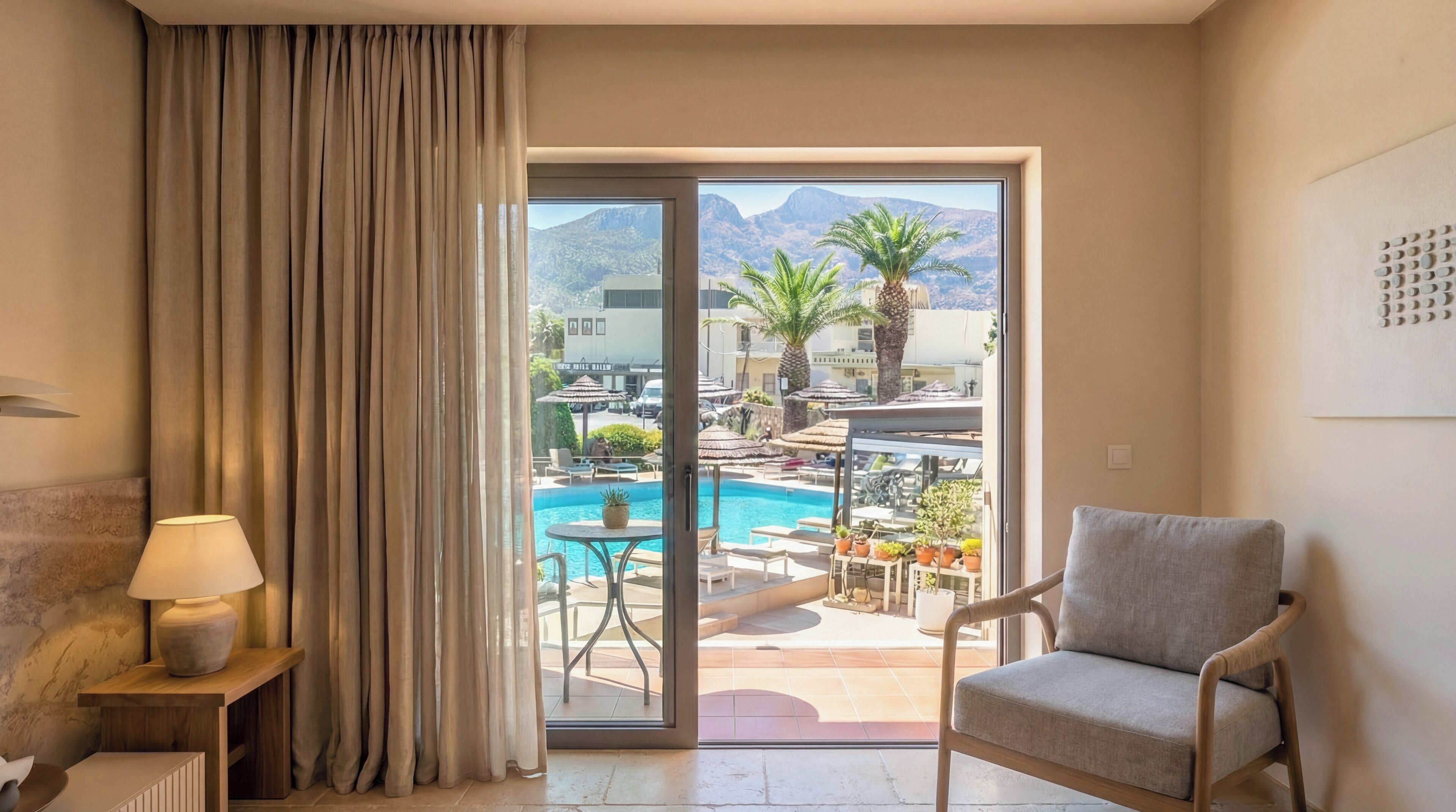 Deluxe Room with Pool View | Ausblick vom Zimmer