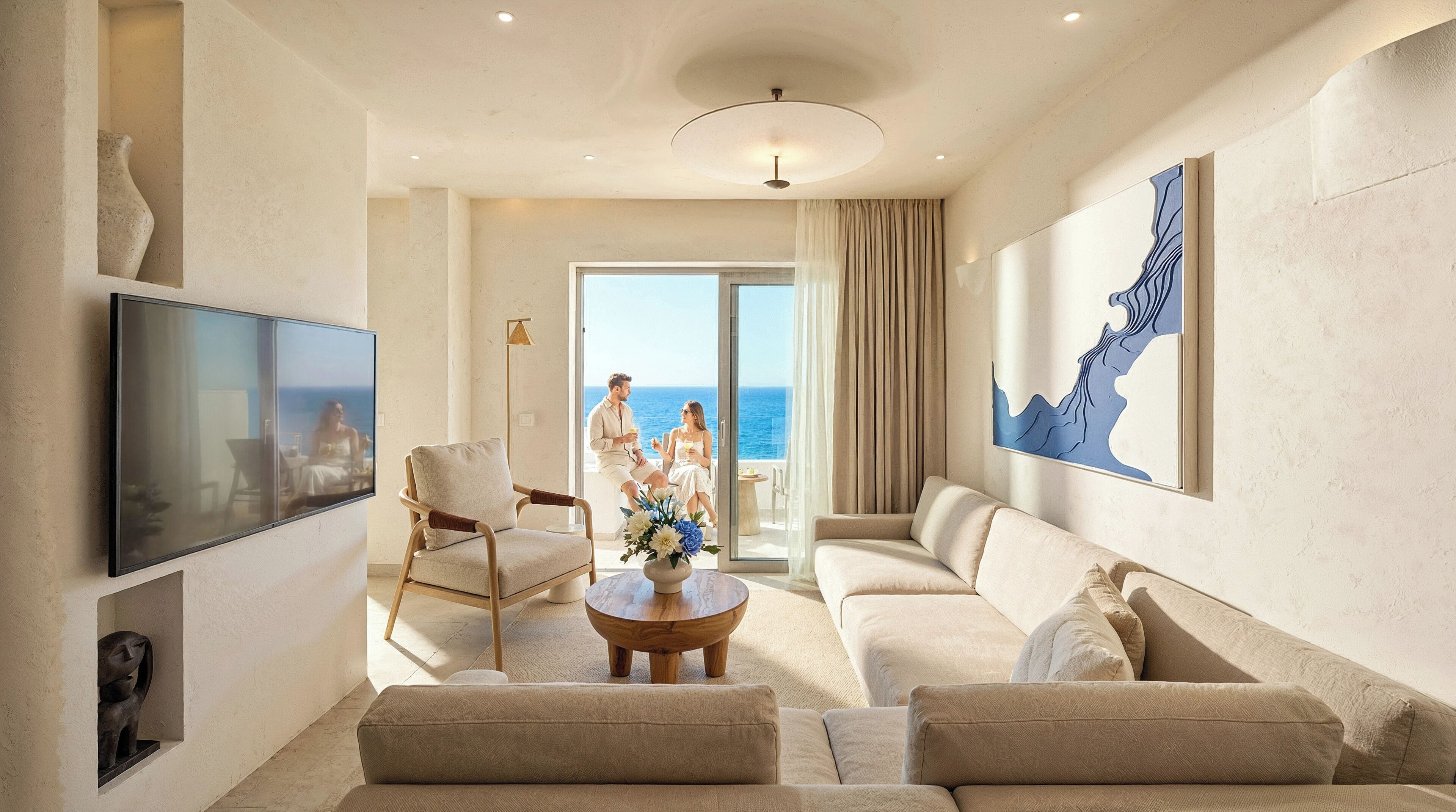 Executive Suite with Private Pool and Sea View | Hochwertige Bettwaren, Pillowtop-Betten, Zimmersafe, Schreibtisch