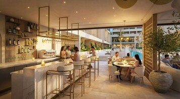 Petit déjeuner et dîner servis sur place, spécialités Cuisine grecque