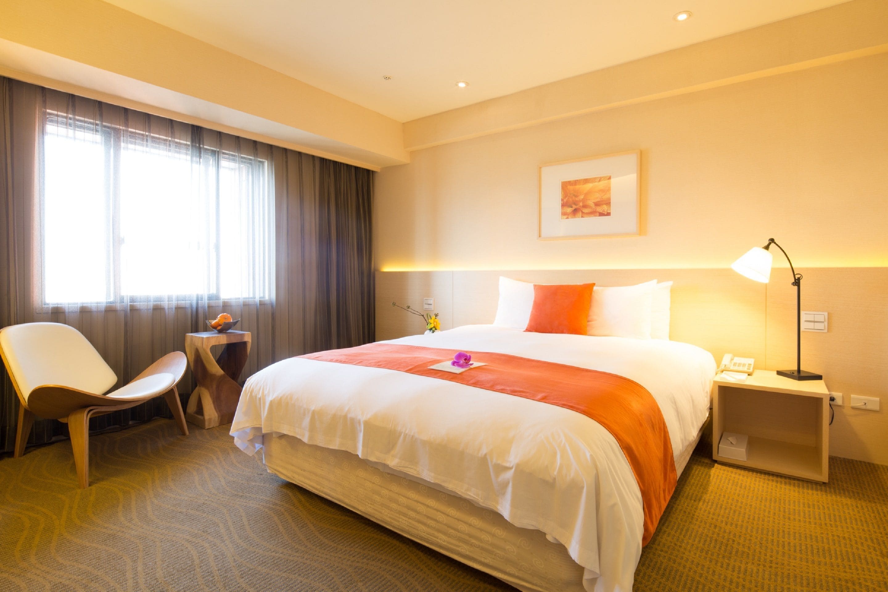 Phòng đôi Deluxe, 1 giường cỡ queen (2nd Floor) | Minibar, két bảo mật tại phòng, bàn, bàn ủi/dụng cụ ủi quần áo 