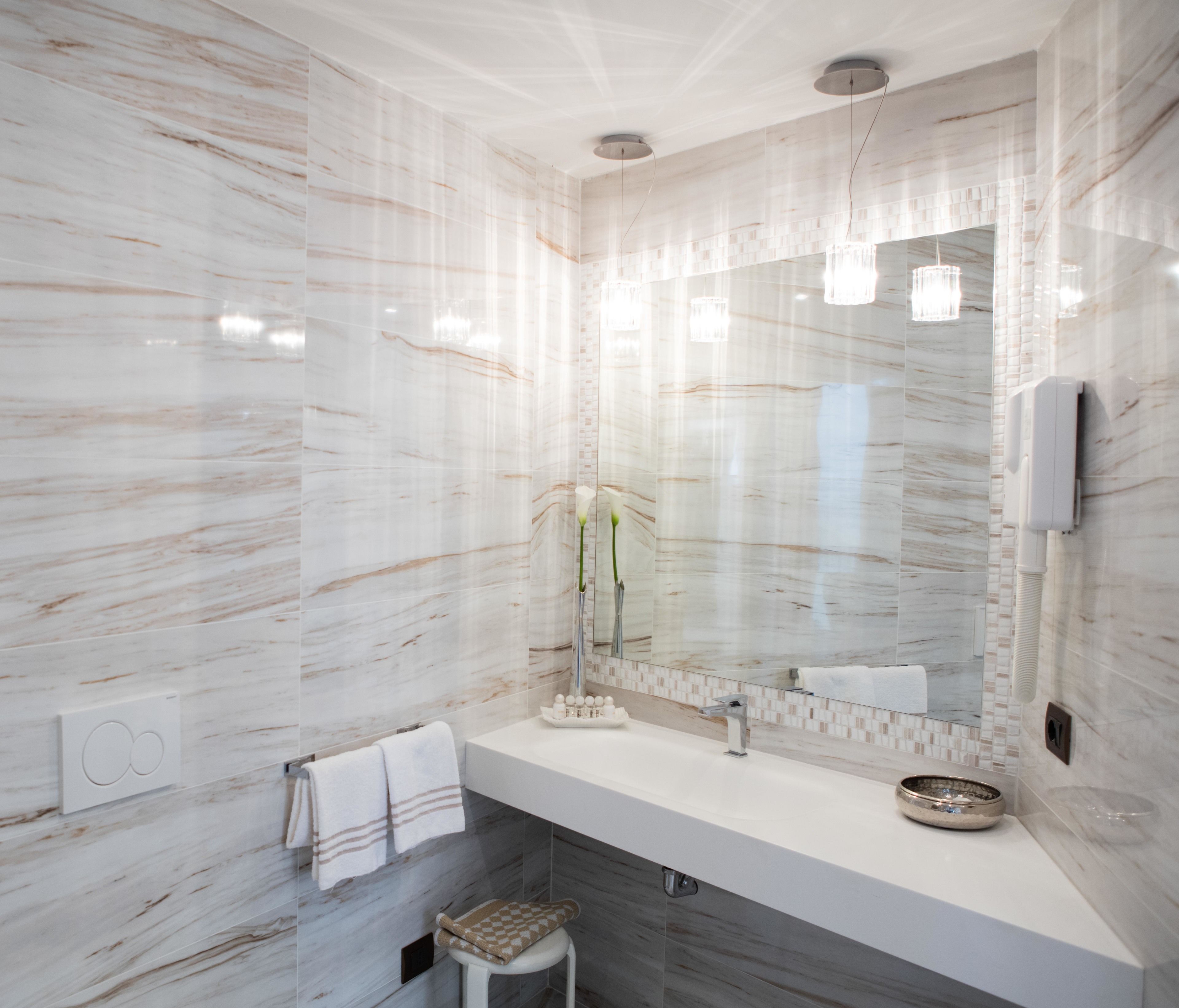 suite, 1 bedroom, terrace, lake view (1st floor - platinum) | bathroom | hair dryer, bidet, towels